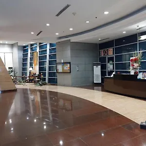 Bay Front Delux Pearl Of The Orient Apartment Manila